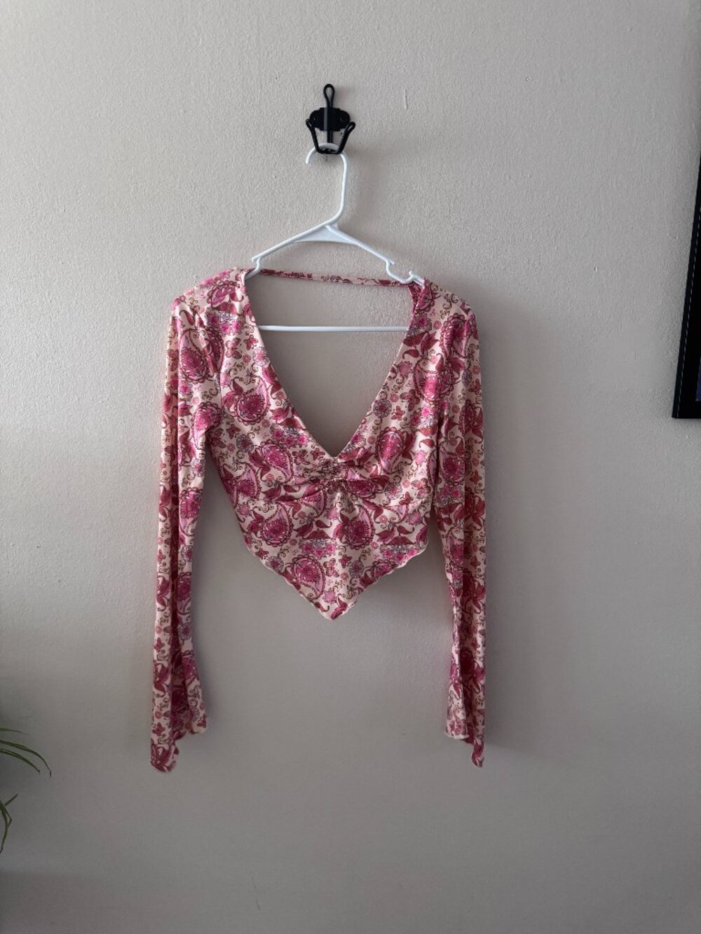 Tiger Mist pink and cream Romantic long sleeve shirt with flared sleeves, M